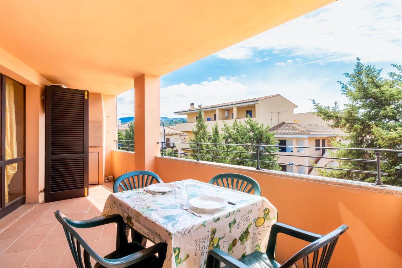 Veranda Borgo Isola Rossa Exterior foto