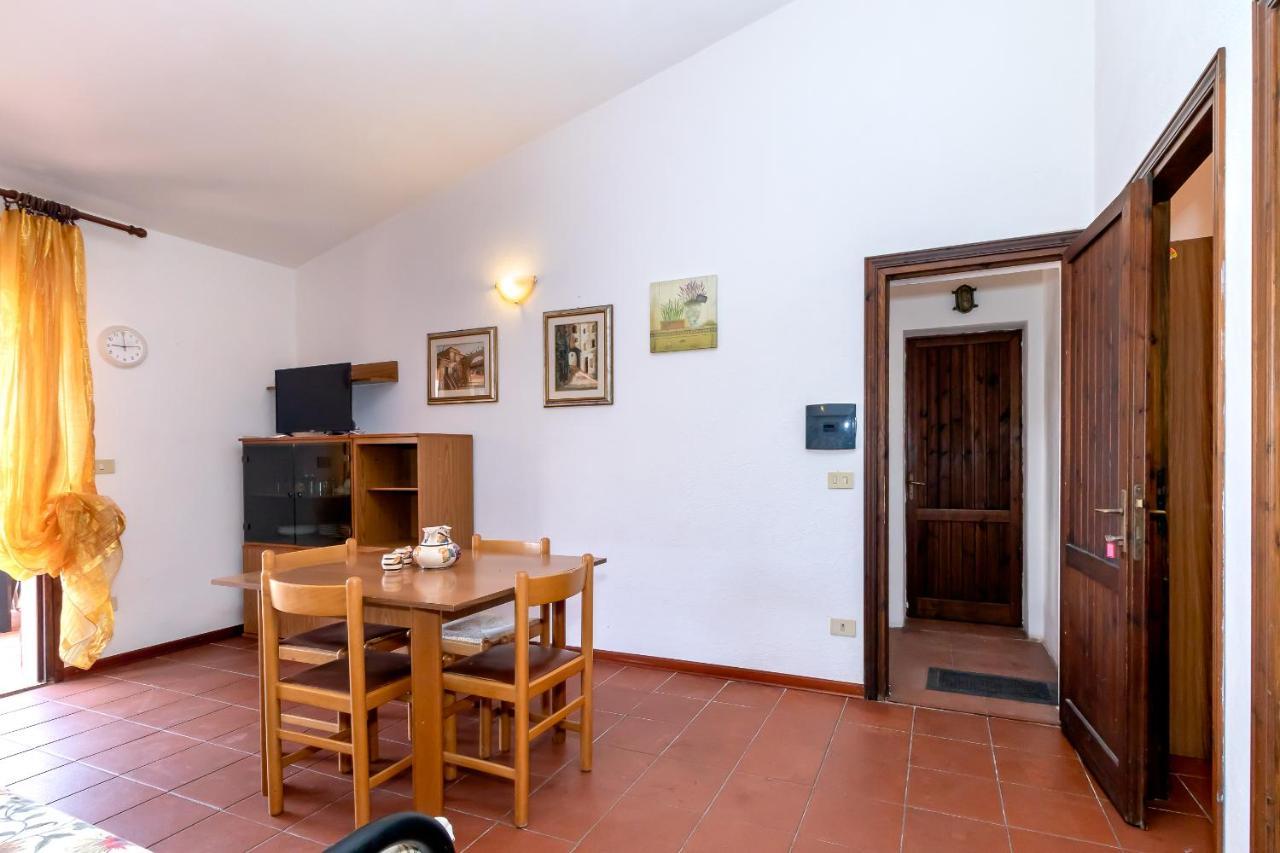 Veranda Borgo Isola Rossa Exterior foto